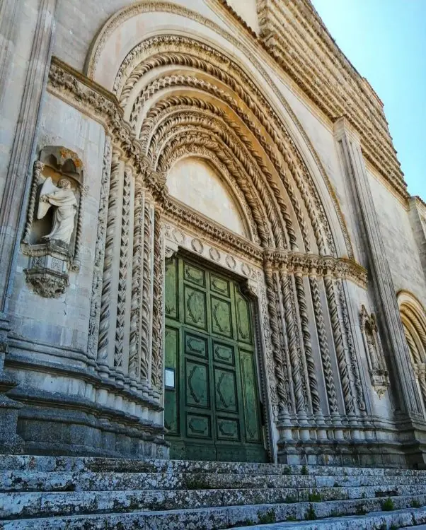 Todi Italia Iglesia San Fortunato