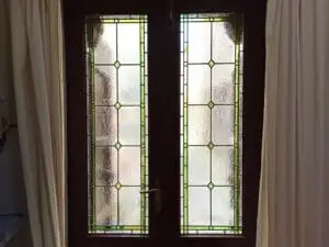 Door with simple and elegant stained glass