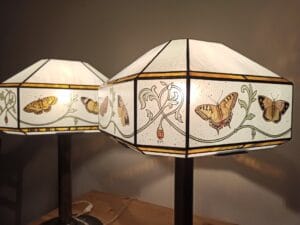 Lámparas Tiffany con mariposas