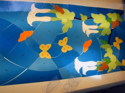 Vitral con mariposas corte de vidrio terminado